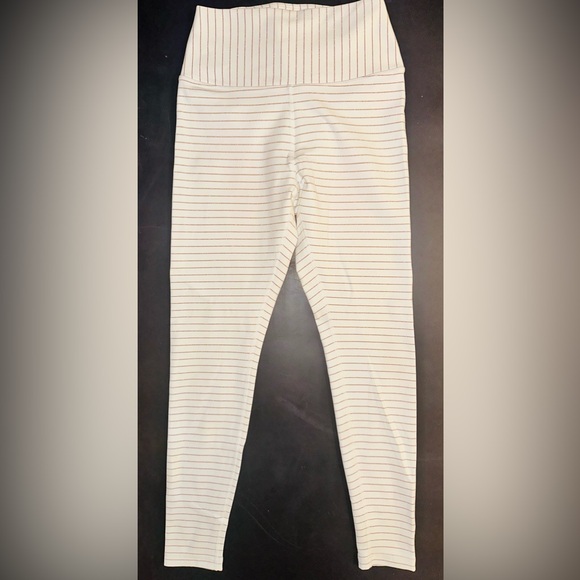 Glyder Leggings Size Medium - Picture 2 of 3